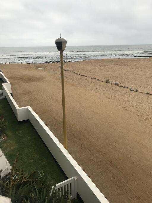 A Zen And Chic Beachfront Apartment 斯瓦科普蒙德 外观 照片